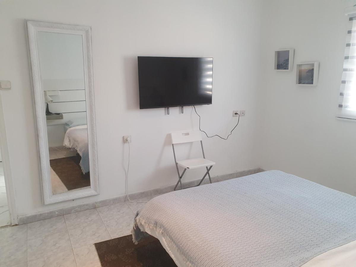Chambre Bleue 2 Personnes Netanya Exteriör bild